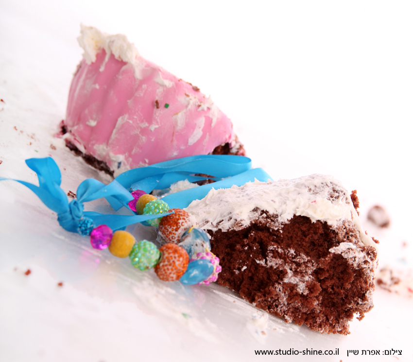 צילום קייקסמאש בסטודיו של אפרת שיין www.studio-shine.co.il/cake_smash.html